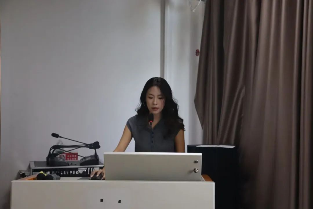 A922